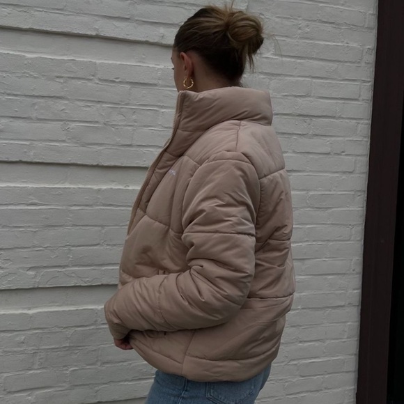 White Fox Not Giving In Puffer Jacket Sand S/M - Picture 4 of 17